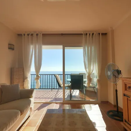Rentitspain Arce 13 Balcon Con Vista Al Mar * ネルハ