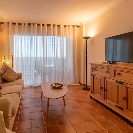 Rentitspain Arce 13 Balcon Con Vista Al Mar アパート
