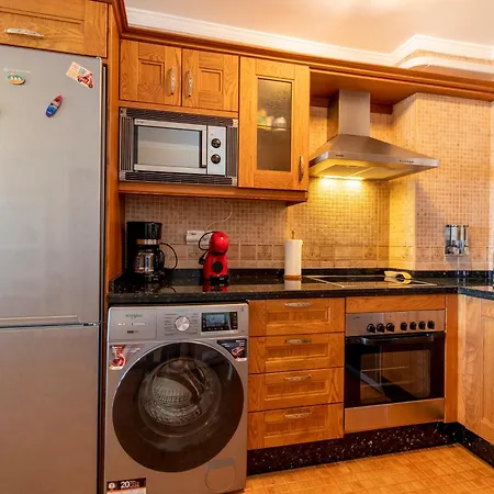 Rentitspain - - Arce 13 Hermoso Balcon Con Vista Al Mar نيرخا